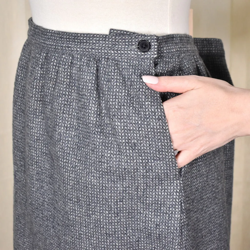 1970s Vintage Gray Wool Weaved Skirt