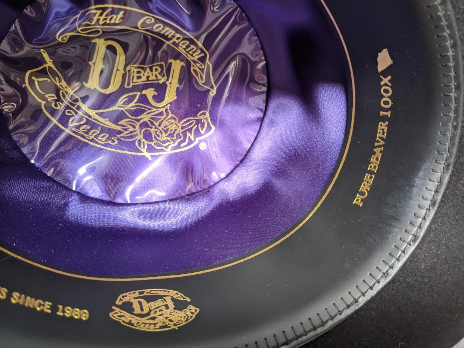 Derby 6 7/8 - Black (100X) #17-105