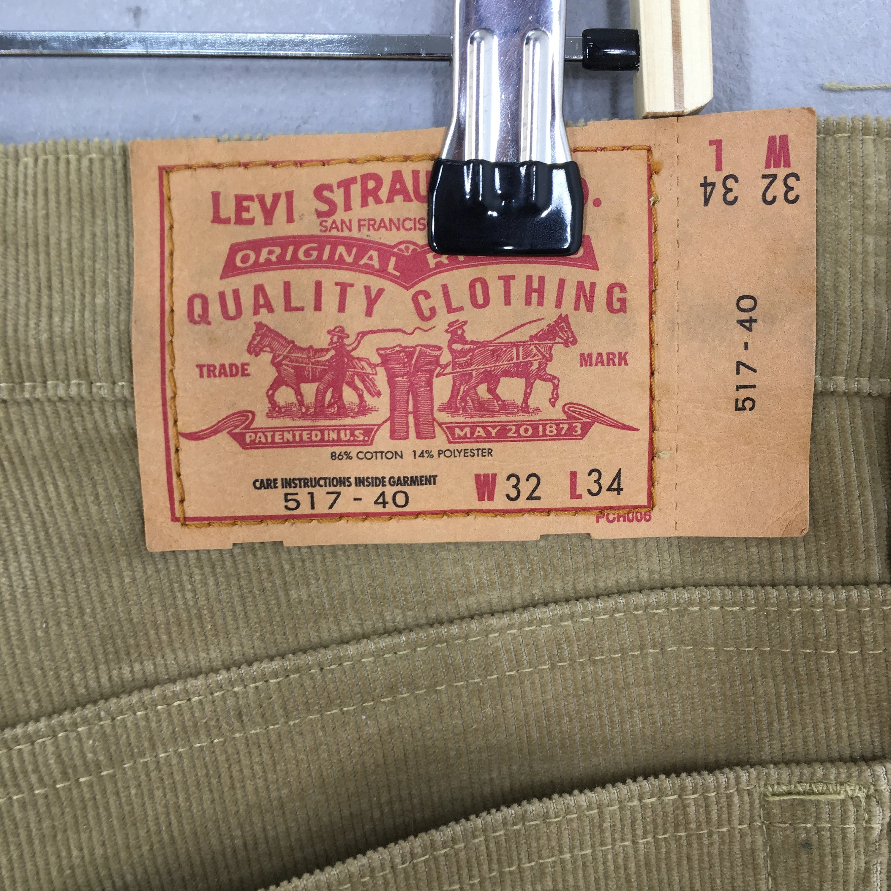 Levi's 517 Brown Corduroy Bootcut Pants Size 30x34.5