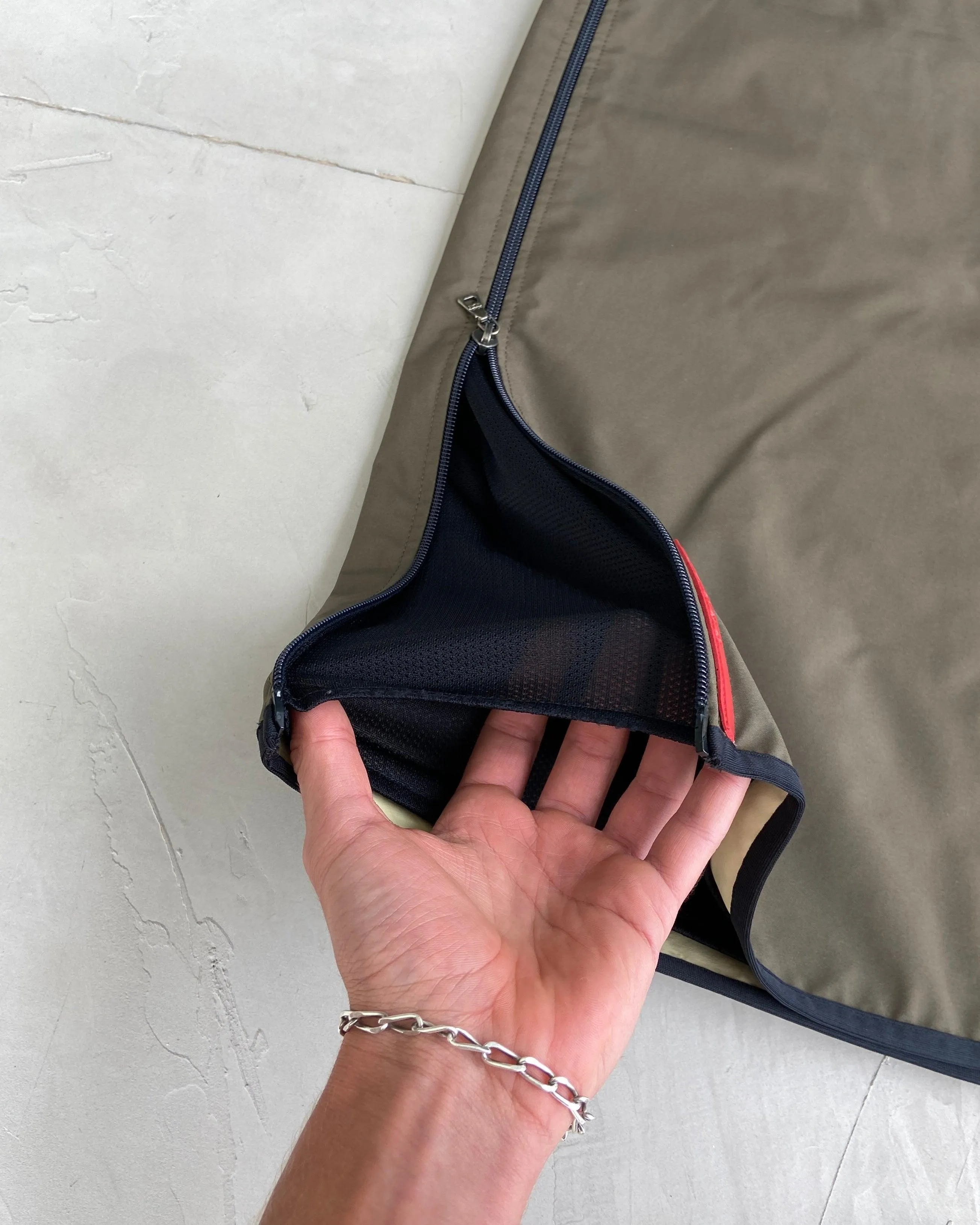PRADA SPORT KHAKI NYLON ZIPPER SKIRT - M/L