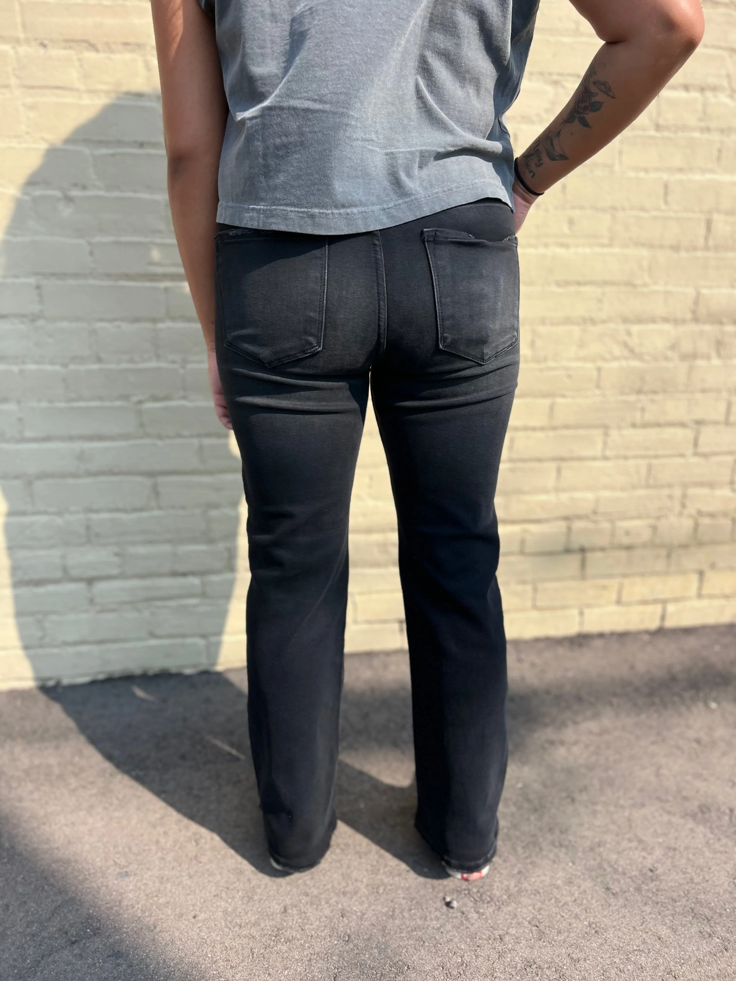 Risen High Rise Crop Relaxed Straight