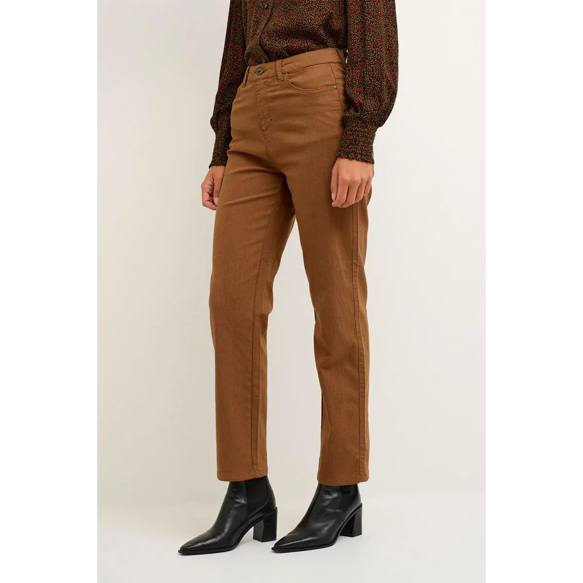 Zelina HW 7/8 straight jeans soft slit